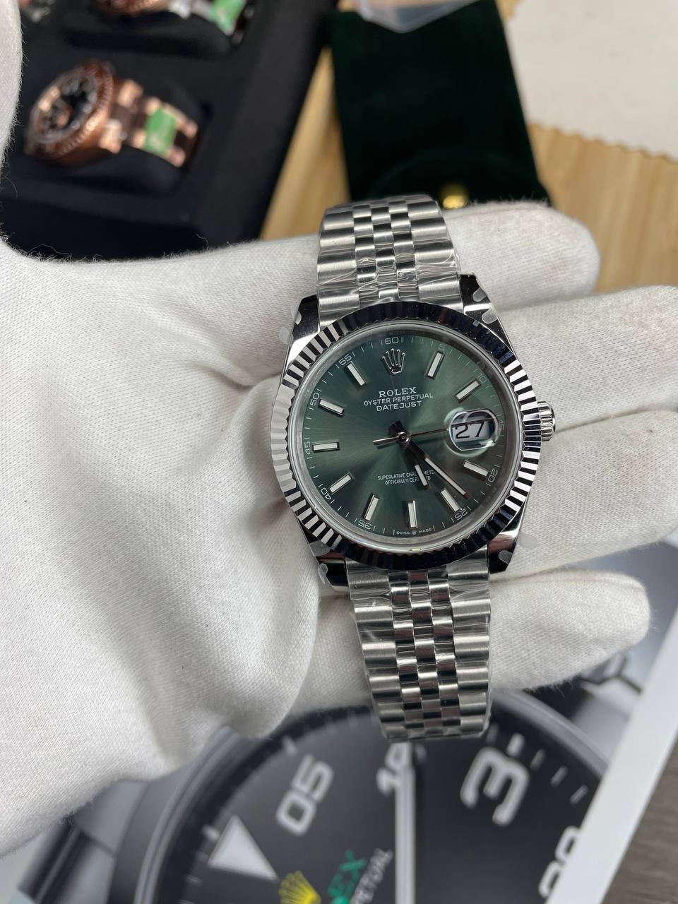 Rolex Date-Just Green motif